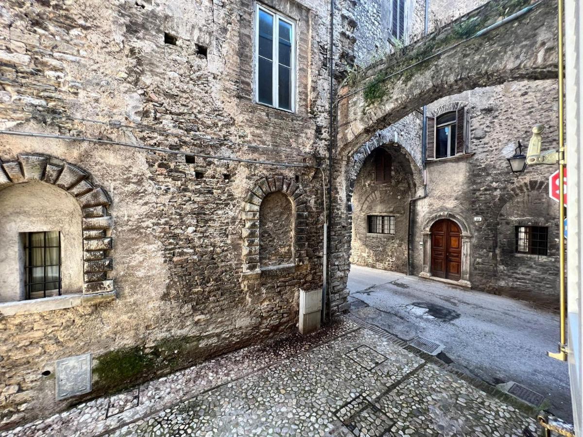 Apartamento Vicoli E Arte Spoleto Exterior foto